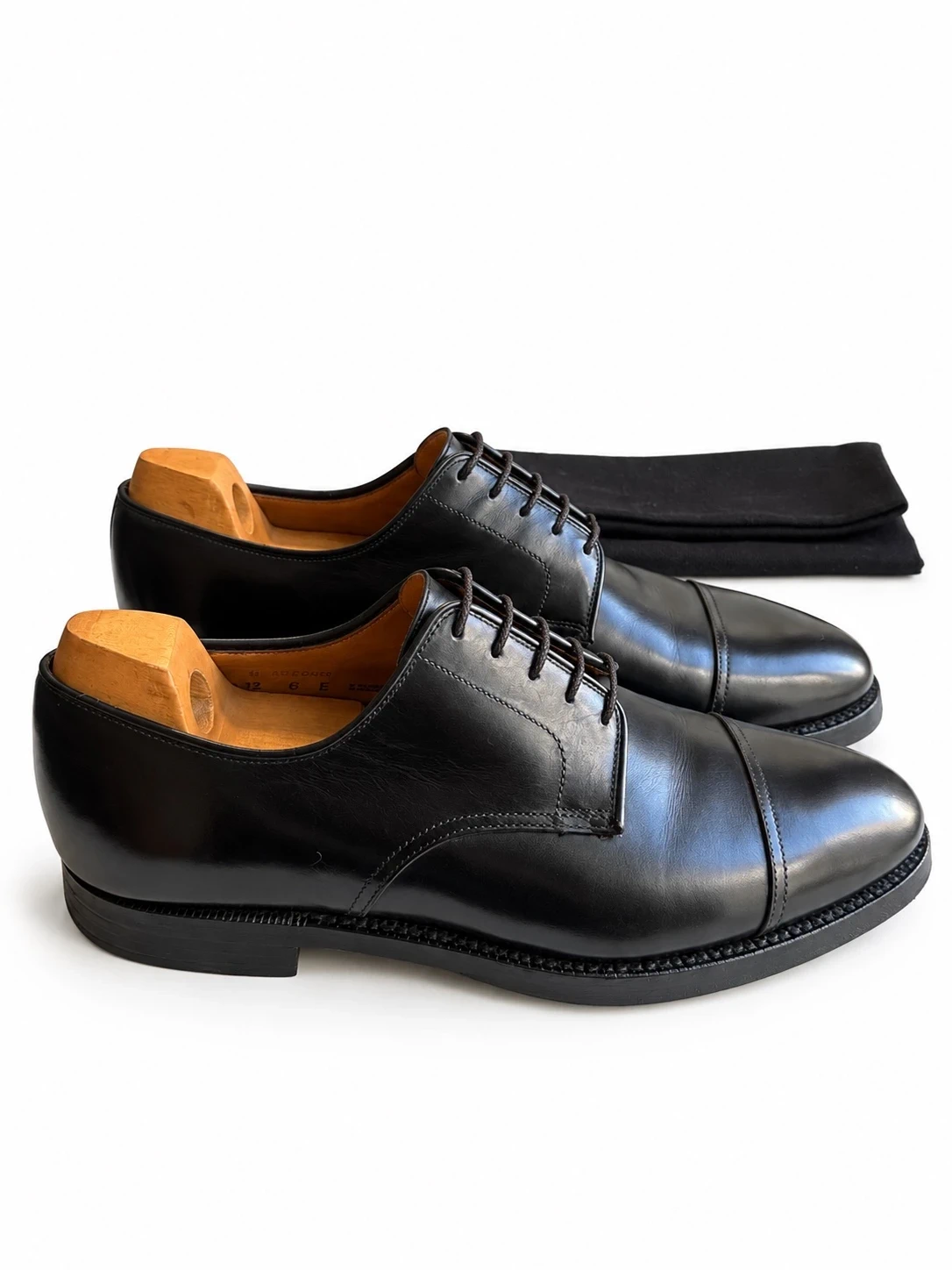 Crockett \u0026 Jones Crockett and Jones cap toe, pointure 40 EU